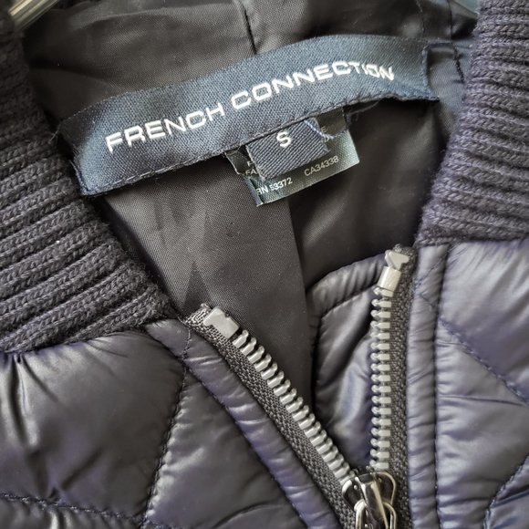 Women's Quilted Jacket - Navy - Picture 7 of 11